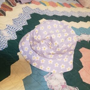 Daisy Bucket Hat